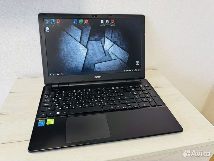Игровой Acer 15'6 - Core i5/4GB/SSD/820M