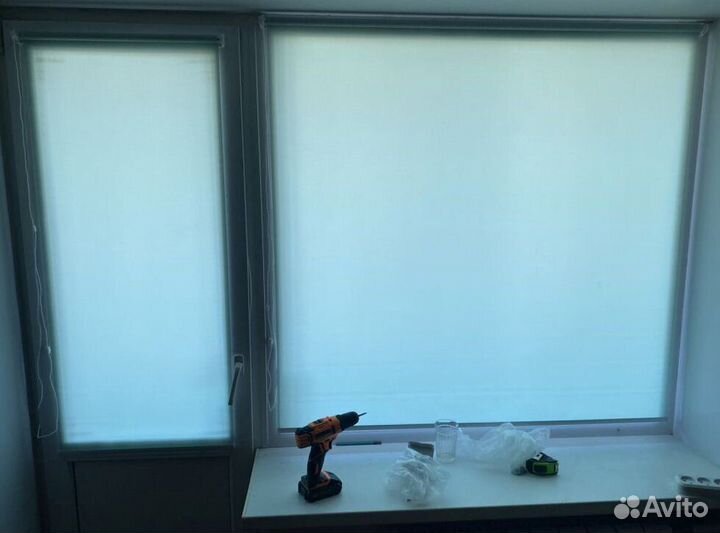 Рулонные шторы зебра в коробе M8083