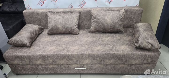 Диван в наличии новый