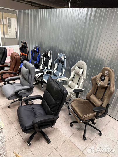 Компьютерное / Офисное кресло с массажем