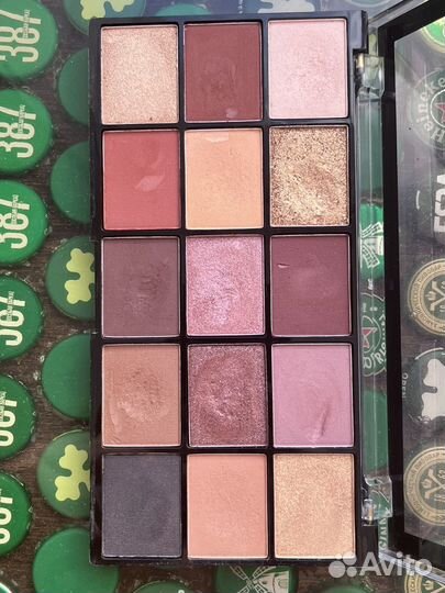 Тени для век