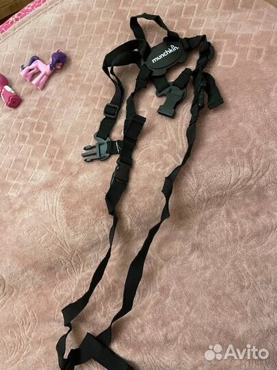 Вожжи для ребенка, пользовались 1-2 раза как новые