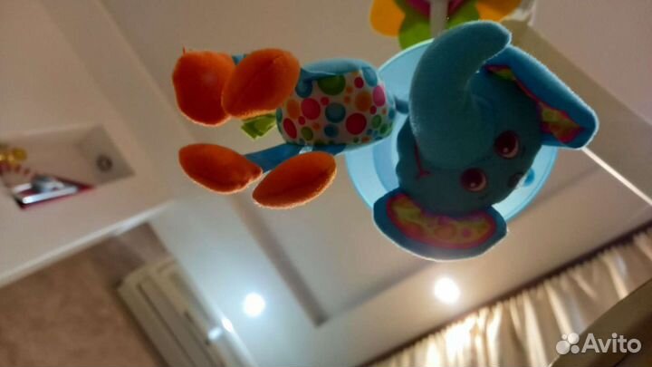 Мобиль на кроватку tiny love