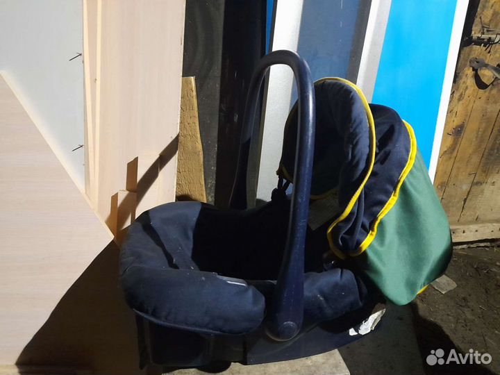 Продам автолюльку