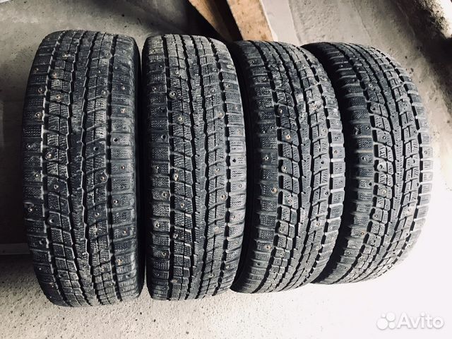Dunlop SP Winter Ice 01 205/60 R16