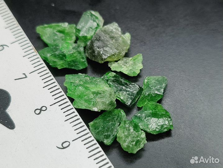 Хромдиопсид. Якутский изумруд