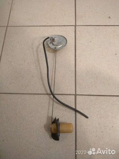 Датчик уровня топлива в баке луаз