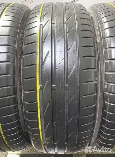 Maxxis Victra Sport VS-5 SUV 235/55 R20 100P