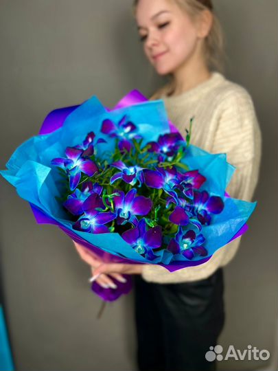 Букеты с Космическими Орхидеями