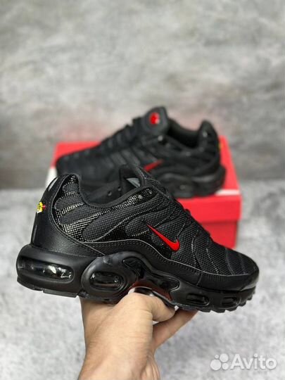 Кроссовки Nike AIR MAX tn plus LUX