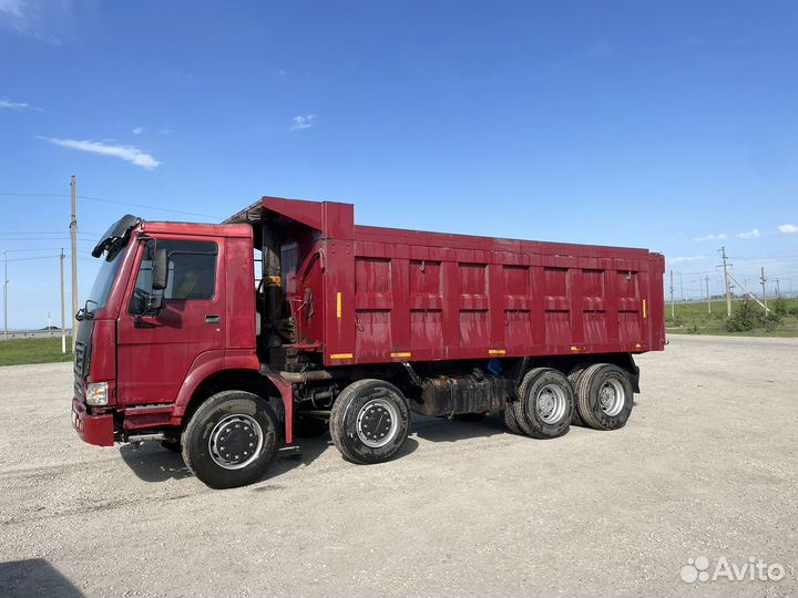 Howo ZZ3407S3067C, 2007