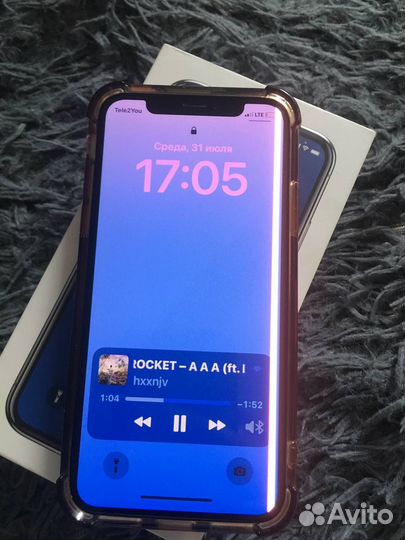 iPhone X, 64 ГБ