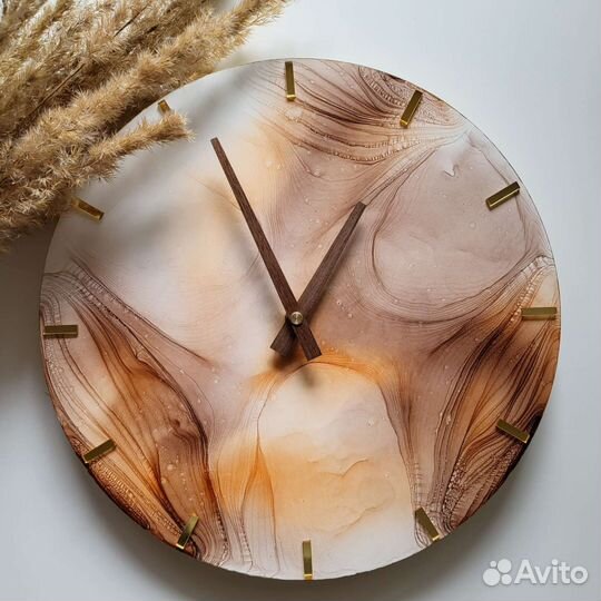Часы настенные