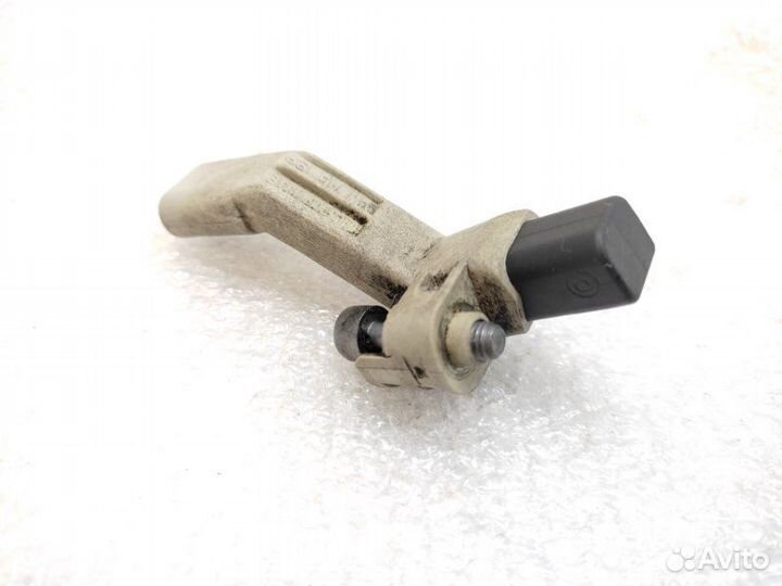 Датчик положения коленвала Volkswagen Tiguan 2