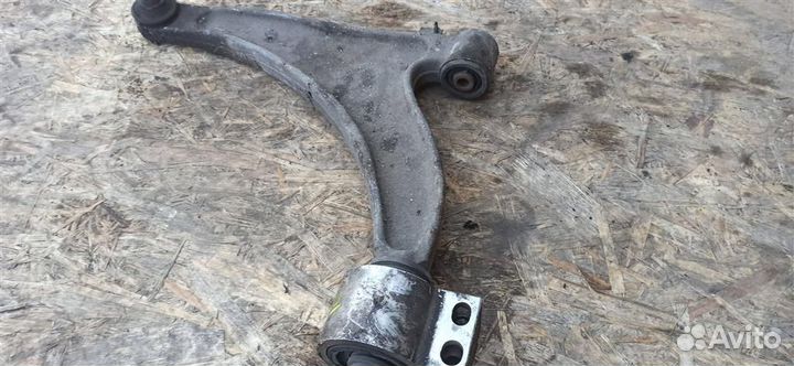 Рычаг передний левый Opel Insignia