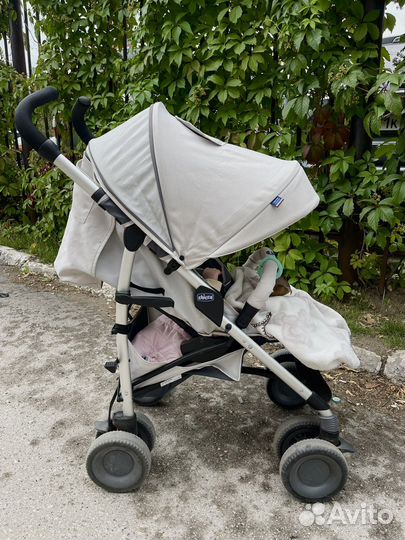 Коляска Chicco