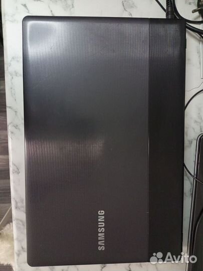 Ноутбук samsung