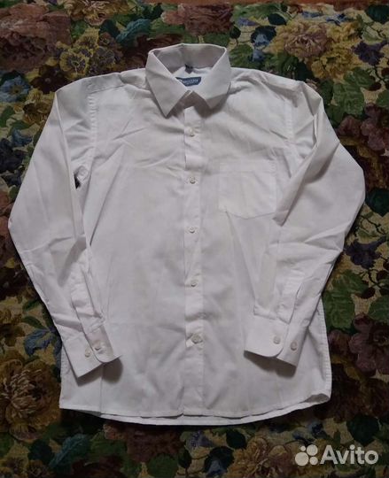 Белые рубашки на мальчика 132-140см