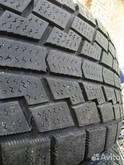 Hankook Nordik IS RW08 235/60 R18 103T