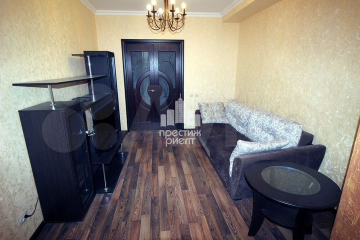 2-к. квартира, 67 м², 6/17 эт.