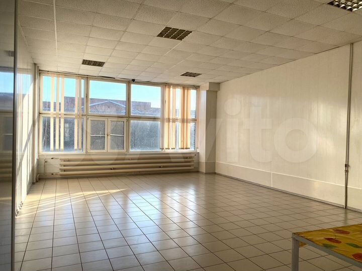 Сдам помещение свободного назначения, 2000 м²