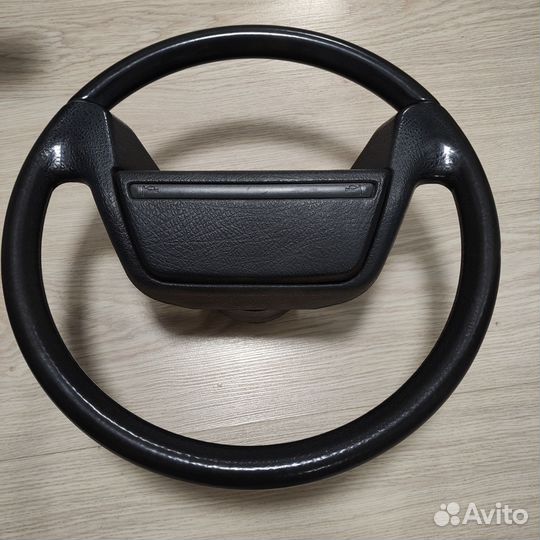 Продаю руль на ваз 2115
