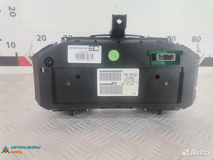 Щиток приборов (приборная панель) Renault Megane 2