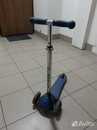 Самокат трехколесный globber