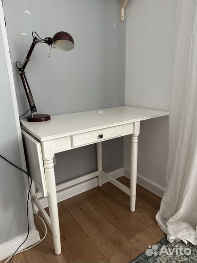 Рабочий стол IKEA