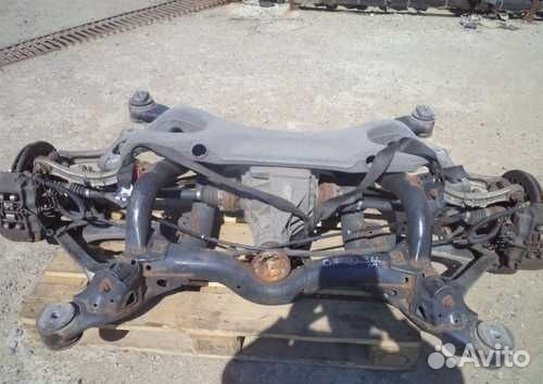 1 Задний подрамник в сборе Audi Q7