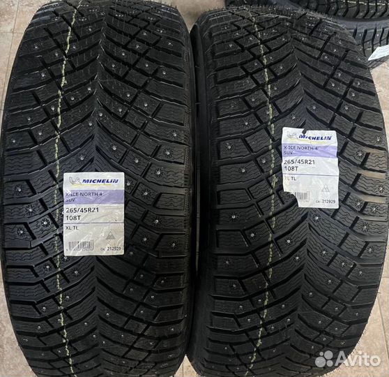 Michelin X-Ice North 4 SUV 265/45 R21 108T