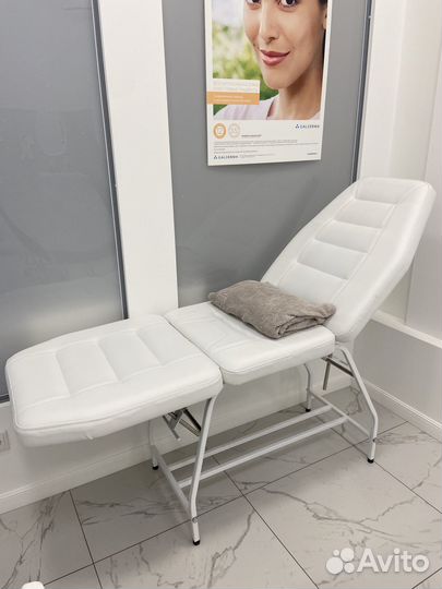 Кушетка косметологическая