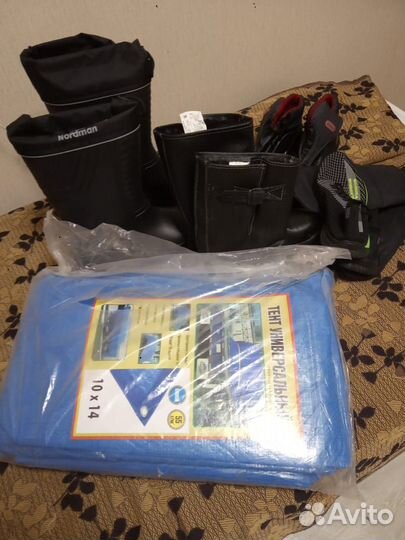 Резиновые сапоги