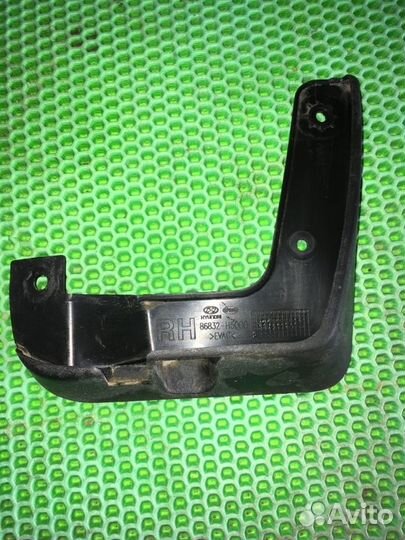 Брызговик задний правый Hyundai Solaris 2 G4FG
