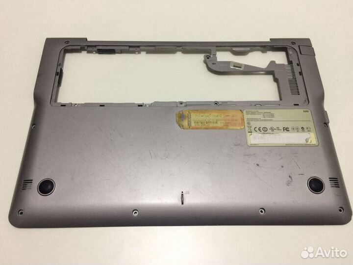 Поддон ноутбука Samsung NP530U3B