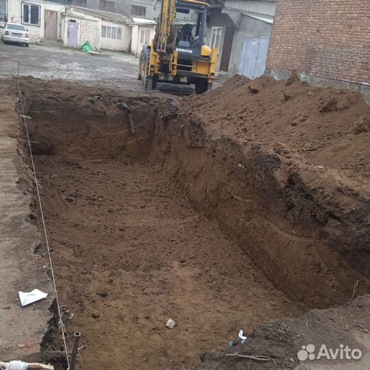 Экскаватор погрузчик каматсу