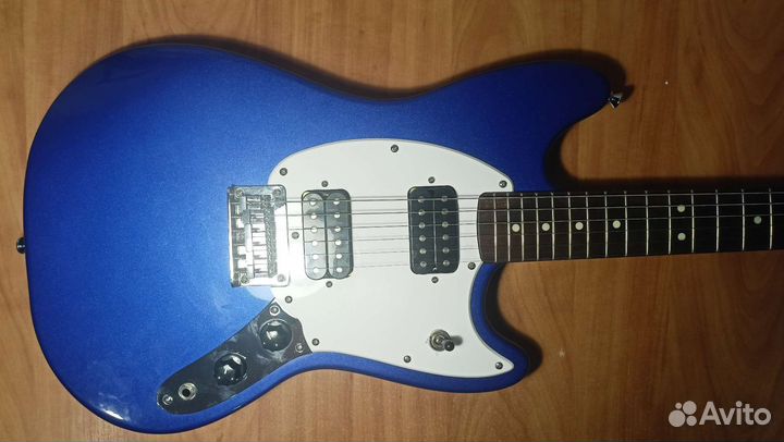 Электрогитара Fender Mustang