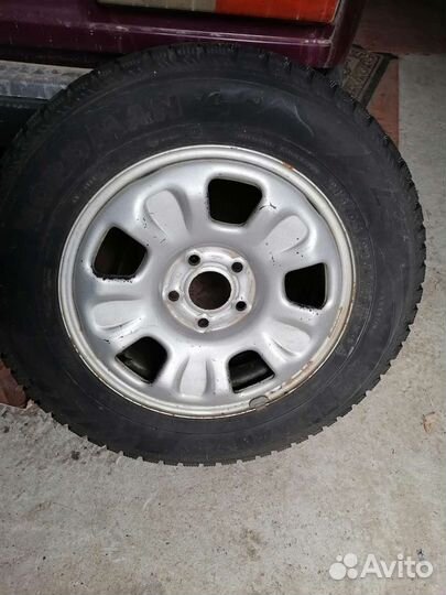 Nordman Nordman 4 215/65 R16