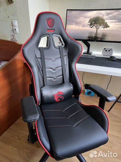 Игровое кресло MSI MAG CH120 X