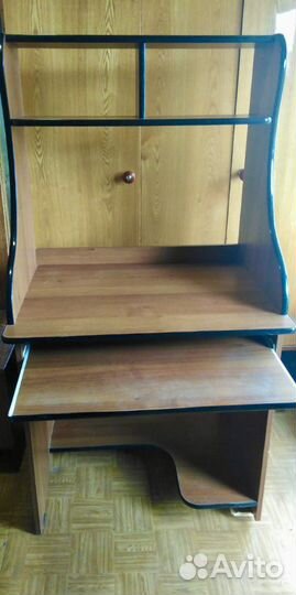 Компьютерный стол