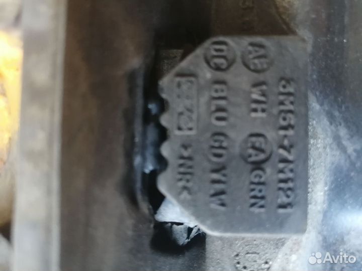 Опора двигателя левая Ford Focus 2