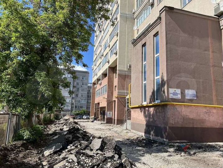 Сдам торговое помещение, 159.2 м²