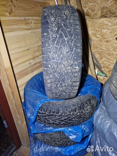 Pirelli Ice Zero 235/65 R17
