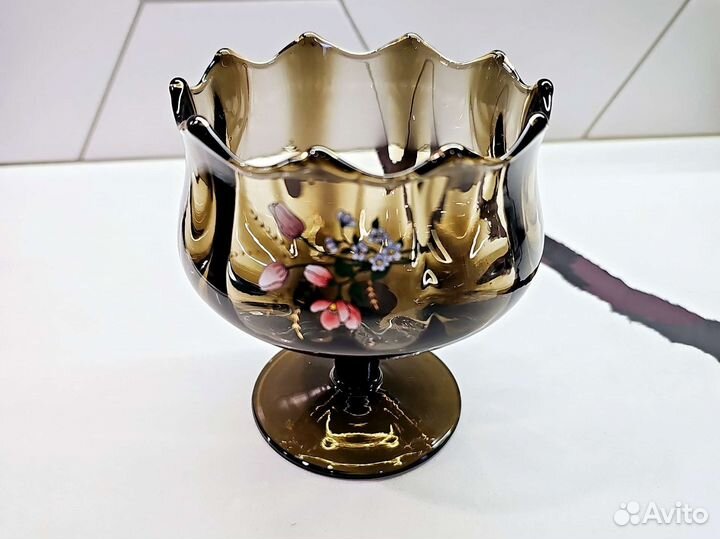 Посуда и кухонные принадлежности