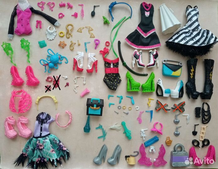 Аксессуары и одежда от монстер хай