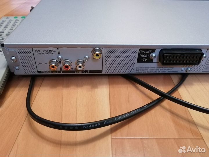 DVD плеер Sony