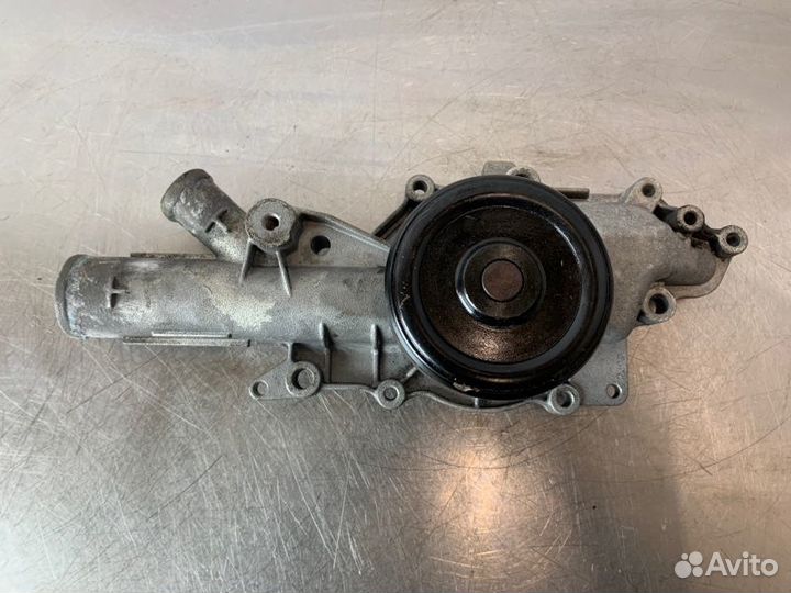 Помпа Mercedes C-Class W203 OM646 2.2 CDI 2005