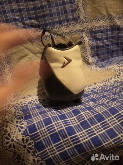 Футбольные бутсы demix