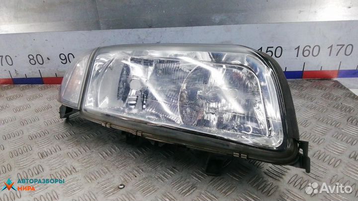 Фара правая Volvo S80 2000