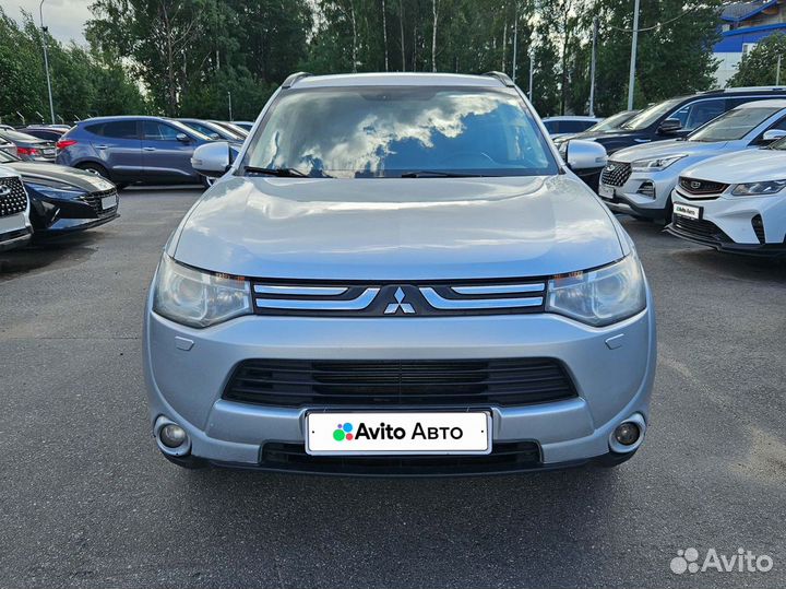 Mitsubishi Outlander 2.4 CVT, 2012, 244 595 км